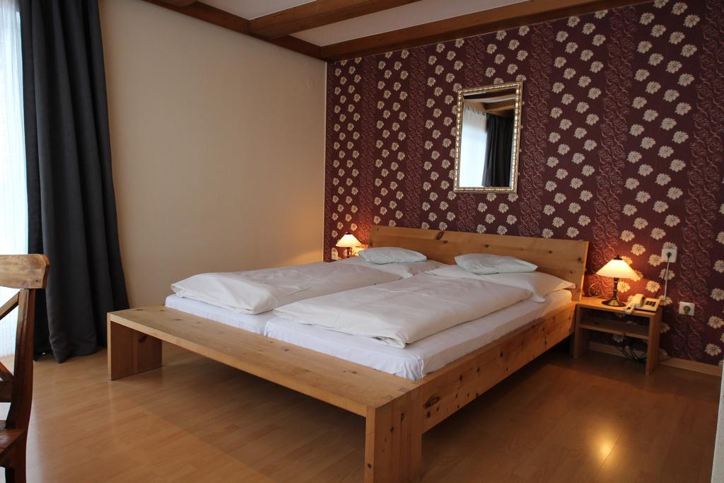 Hotel Garni Laerchenhof Лех-ам-Арльберг Екстер'єр фото